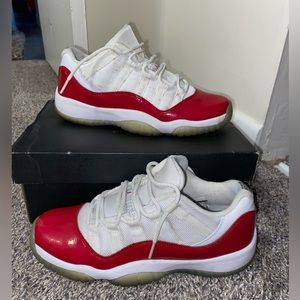 AIR JORDAN 11 RETRO LOW